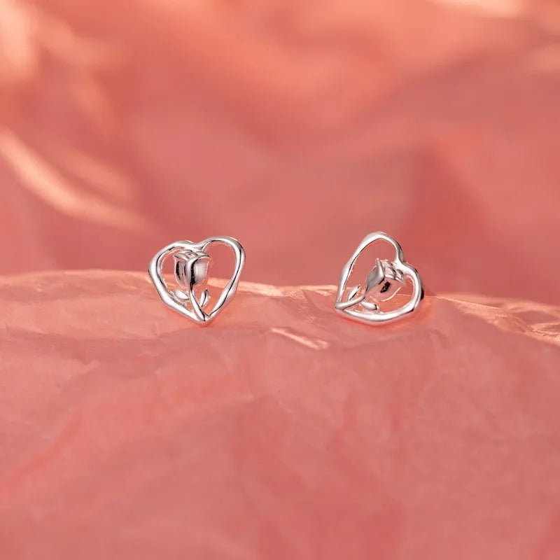 Silver Heart-Shaped Rose Stud Earrings DS5013