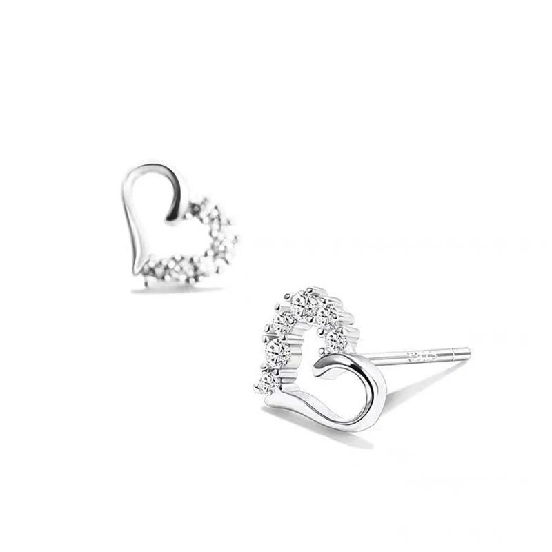 Hollowed Heart-shaped Zircon Stud Earrings DS4845