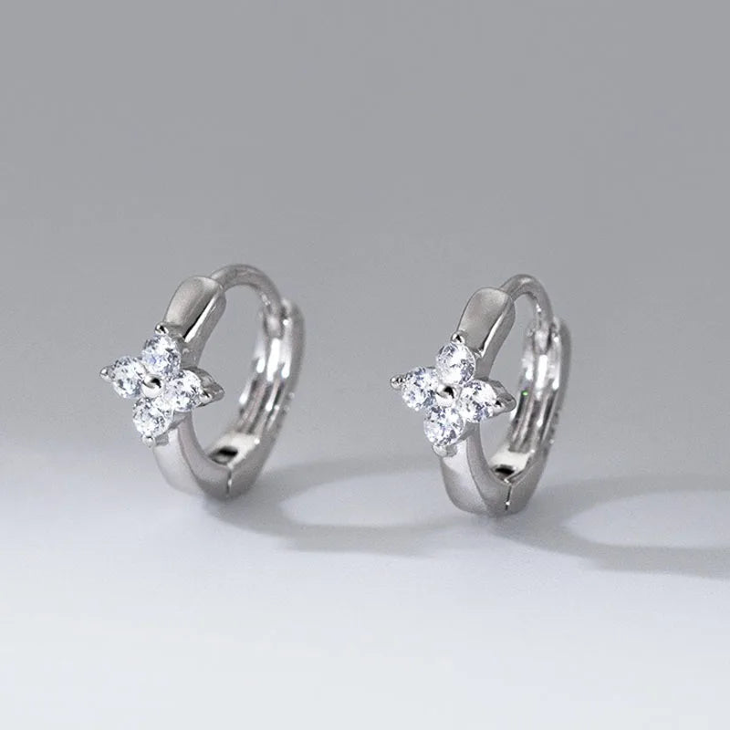 Real 925 Sterling Silver Flower-shaped Zircon Earrings DS4948