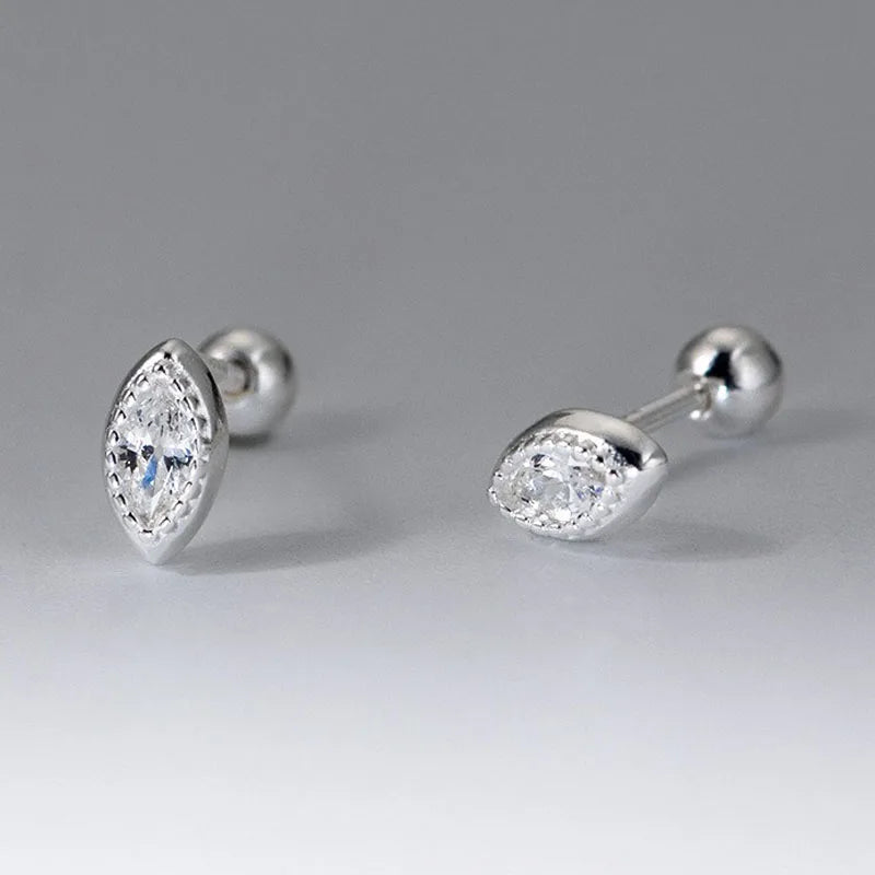 Real 925 Sterling Silver Marquise-shaped Zircon Stud Earrings DS4951