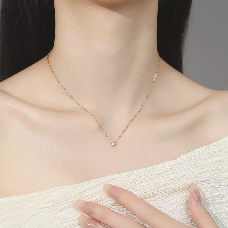 Fashion and Luxury Heart-shaped Zircon Clavicle Necklace DS4933