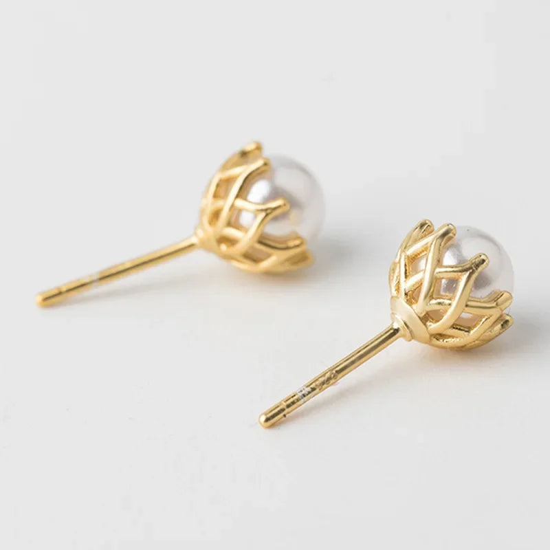 Fashion Gold Flower Pearl Stud Earring DA1983