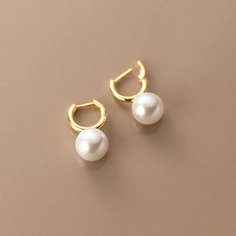 Fashion Synthesis Pearl Hoop Earrings DE0214