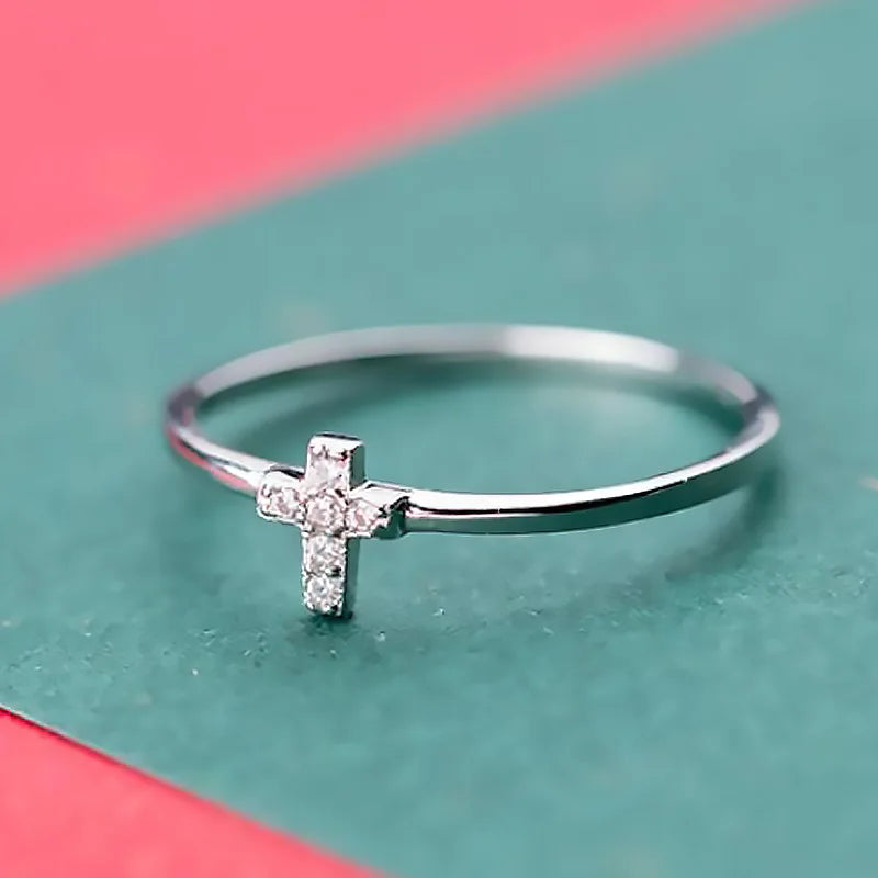 Charm Cross Shiny CZ Cocktail Ring DA1561