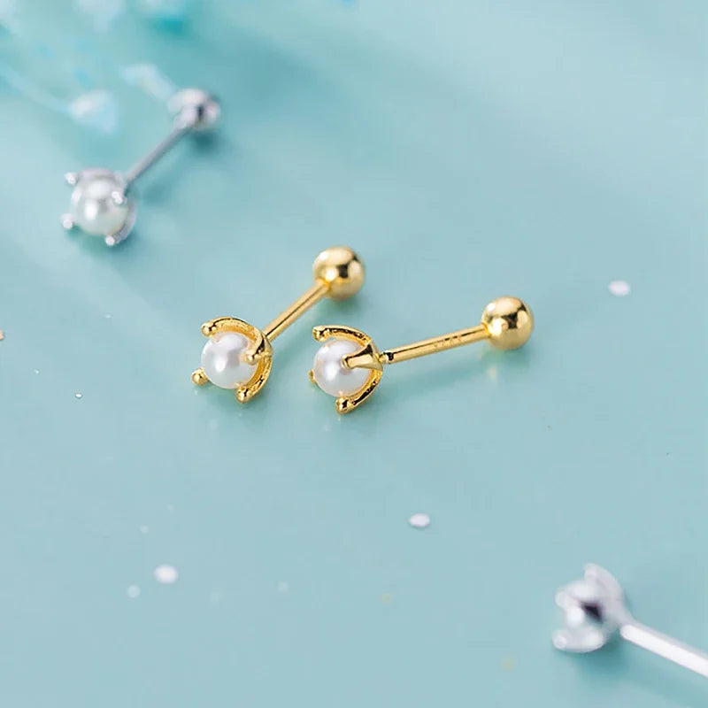 Synthesis Pearl Screw Stud Earring DA282