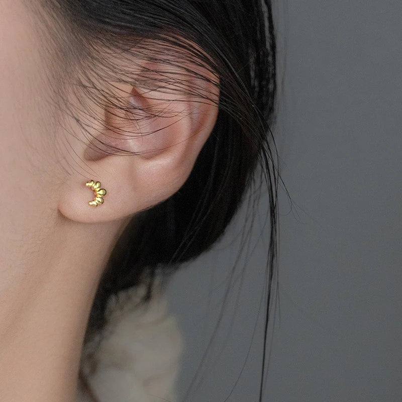 Minimalist Mini Croissant Stud Earrings DA3224