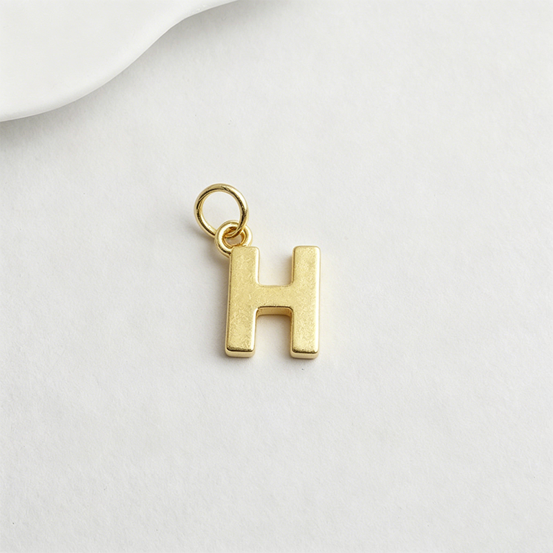 26 Golden Letters DS4880