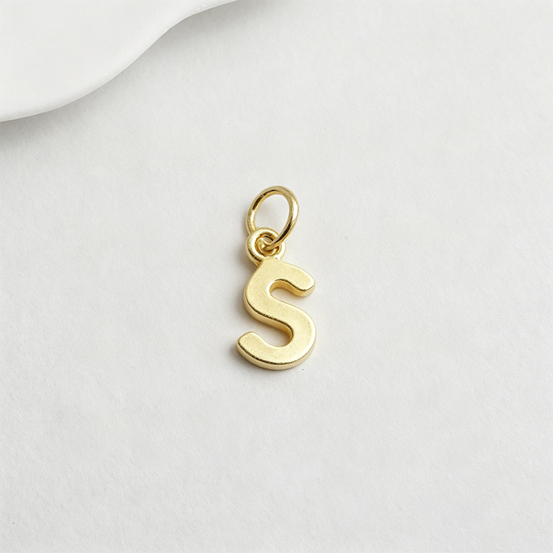 26 Golden Letters DS4880