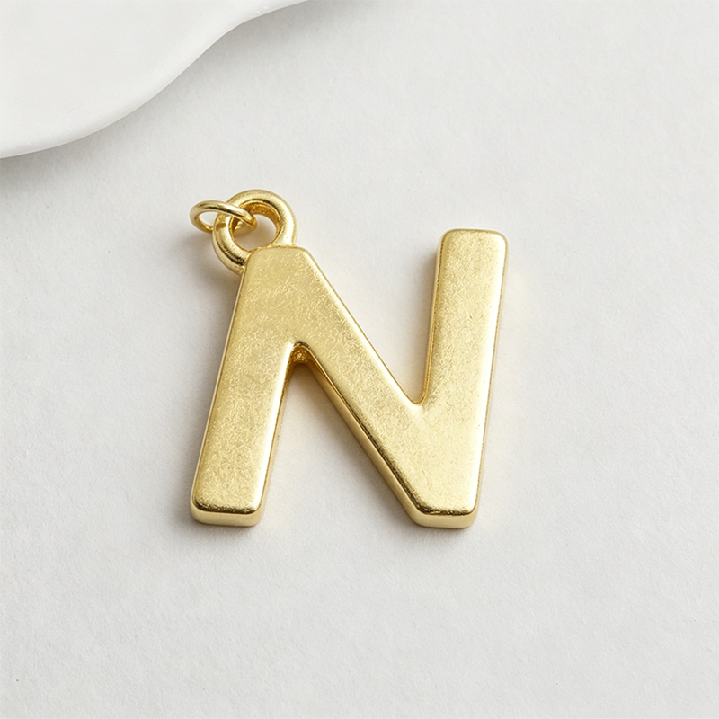 26 Golden Letters DS4880